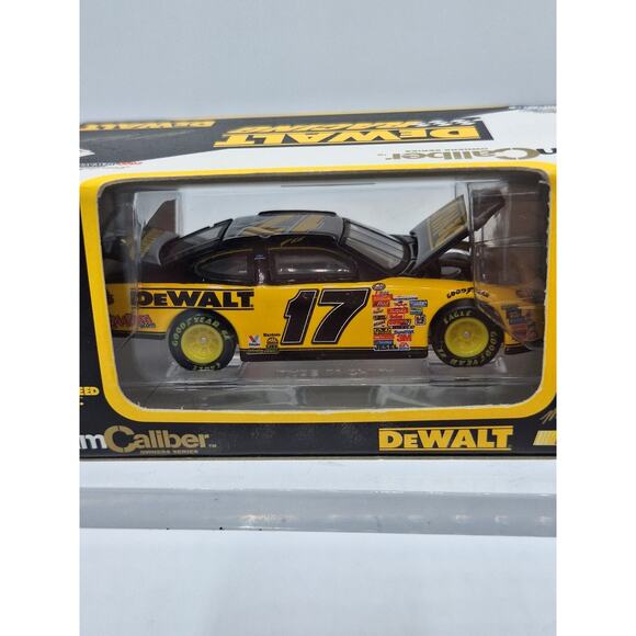 Matt Kenseth #17 Ford Taurus NASCAR 2000 Team Caiber Owners Series. Roush Racing - Picture 4 of 7